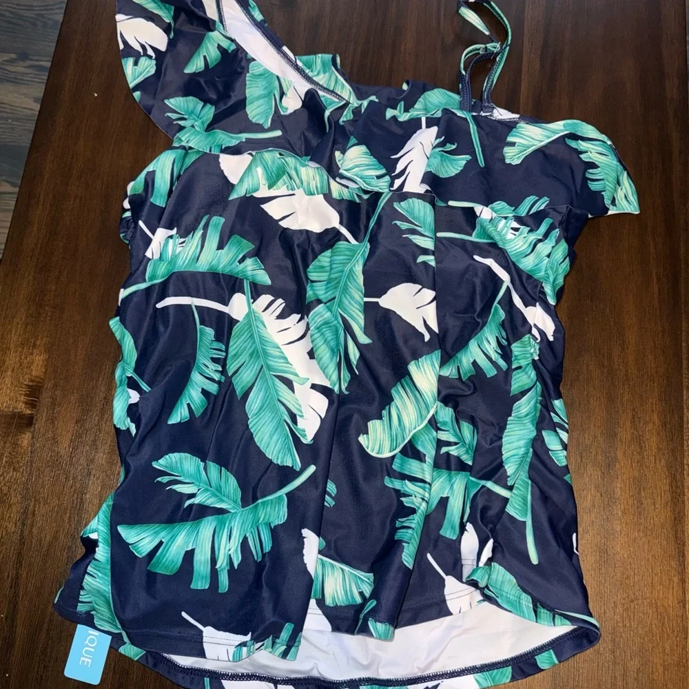 Yonique Navy Blue Swimwear Top with Leaf Pattern & Navy Blue Bottoms - Size 2XL - Picture 6 of 8